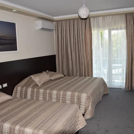 Hotel Pogradeci 2