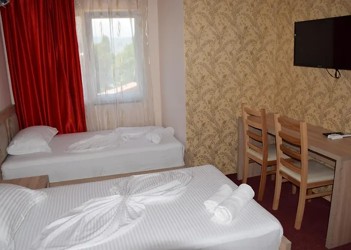 Pogradeci 2 Hotel 4*