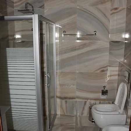 Hotel Pogradeci 2