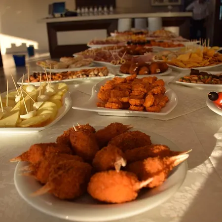 Pogradeci 2 Ξενοδοχείο 4*